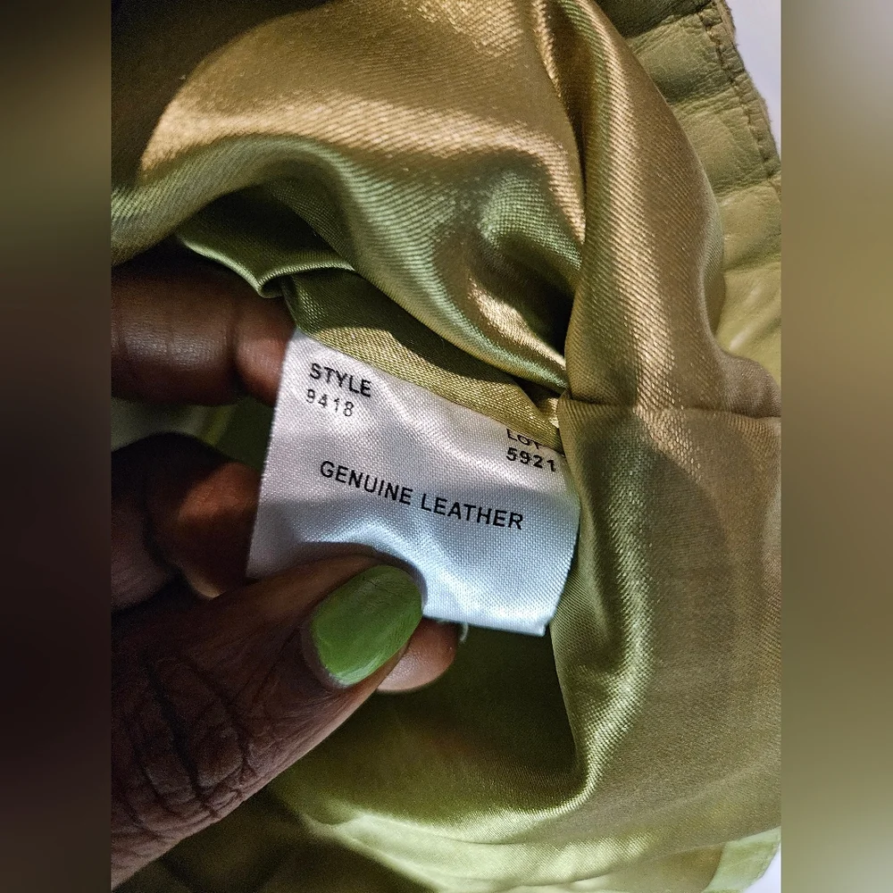 MARGARET GODFREY/St. John Olive Green Leather Zip Front Lined Jacket Size 6 - Picture 7 of 11